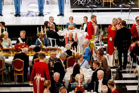La reine Margrethe II de Danemark, le roi Harald de Norvège et le roi Carl Gustav de Suède - Dîner de gala au château de Christiansborg pour les invités étrangers et les représentants du Danemark officiel dans le cadre des célébrations du 50ème jubilé de la reine du Danemark le 11 septembre 2022. 