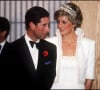 Lady Diana et son mari Charles lors d'un dîner à Hong Kong en 1989