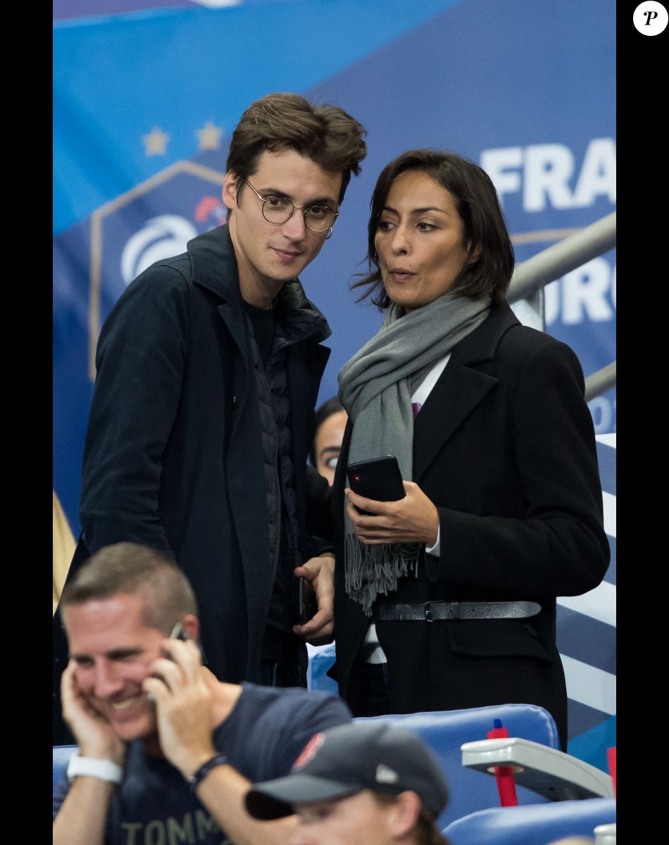 Leïla Kaddour en couple avec un très beau rockeur et romancier, plus jeune qu'elle le