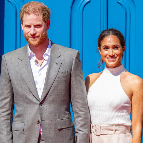 Le prince Harry, duc de Sussex et Meghan Markle, duchesse de Sussex, arrivent à l'hôtel de ville pour l'événement Invictus Games Dusseldorf 2023 One Year to Go, à Düsseldorf, Allemagne