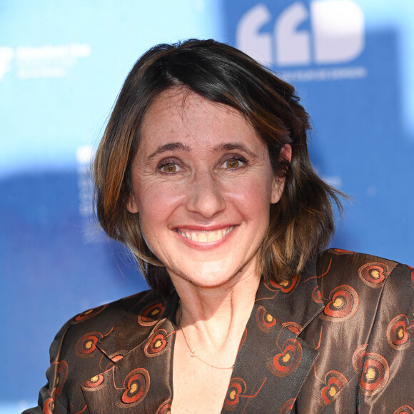 Alexia Laroche-Joubert au photocall du jury de la première édition du film de demain (FFD) au Ciné Lumière de Vierzon le 2 juin 2022. © Coadic Guirec / Bestimage