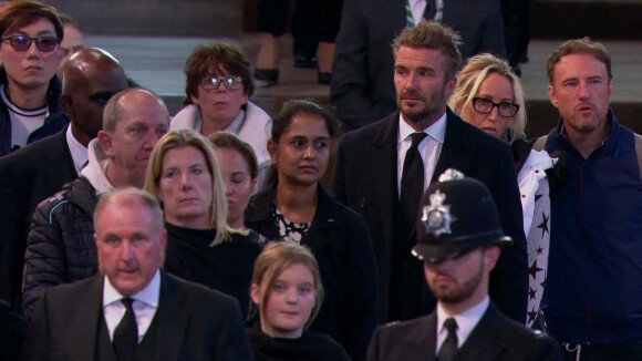 David Beckham rend un dernier hommage à la reine Elizabeth II d'Angleterre à Westminster Hall à Londres, le le 16 septembre 2022. L'ancien footballeur a attendu son tour dans la file d'attente au milieu des Britanniques et des touristes. Les funérailles de la souveraine se dérouleront le 19 septembre 2022. 