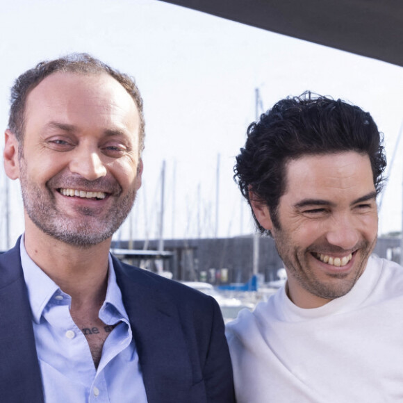 Interview de Tahar Rahim par Augustin Trapenard pour Brut lors du 75e Festival International du Film de Cannes, France, le 20 mai 2022. © Jack Tribeca/Bestimage