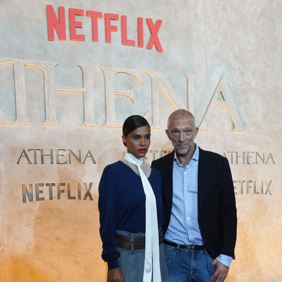 Vincent Cassel et Tina Kunakey - Avant-première du film "Athena" à la salle Pleyel à Paris le 13 septembre 2022 © Giancarlo Gorassini / Bestimage 