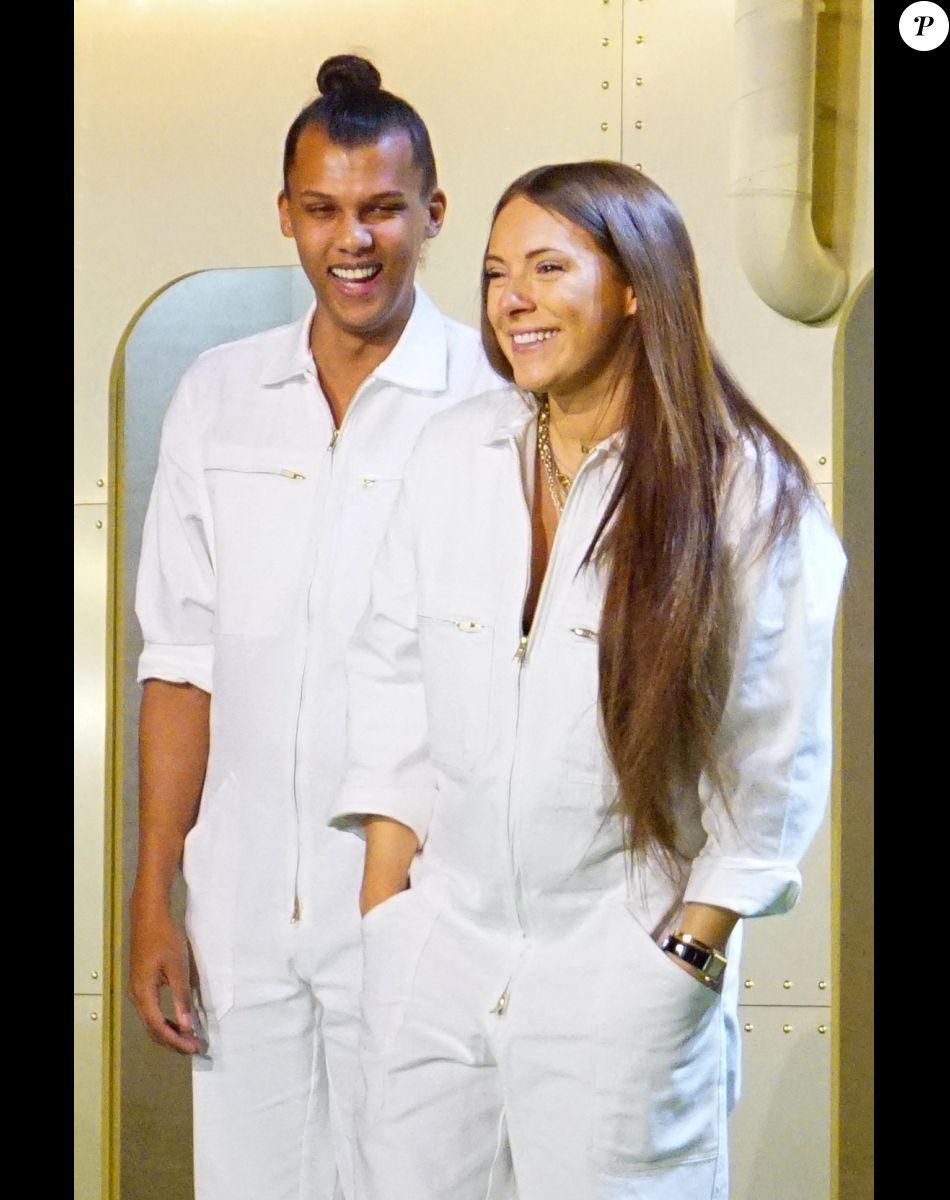 Le chanteur Stromae, sa femme Coralie Barbier (styliste) et son frère Luc Junior Tam (directeur artistique) sont venus présenter au Bon Marché la 5e collection de vêtements de leur marque Moseart.
