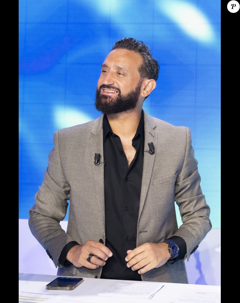 Exclusif - Cyril Hanouna sur le plateau de l'émission Touche pas à mon poste (TPMP) diffusée en direct sur C8 le 30 août 2022 et présentée par C.Hanouna. © Jack Tribeca / Bestimage