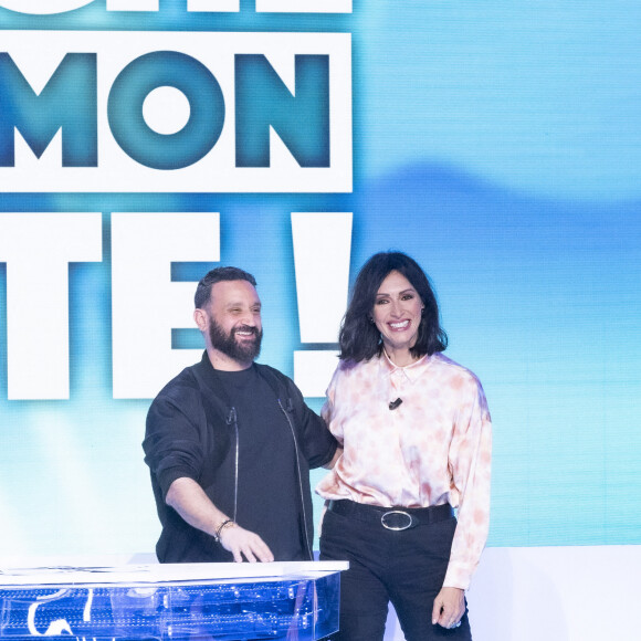 Exclusif - Cyril Hanouna se réconcilie avec Géraldine Maillet - Enregistrement de l'émission "Touche Pas à Mon Poste (TPMP)", diffusée en direct sur C8 le 31 mars © Jack Tribeca / Bestimage