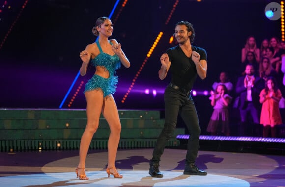 Amandine Petit et Anthony Colette dans "Danse avec les stars 2022", sur TF1