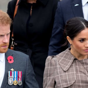 Le prince Harry, duc de Sussex, et Meghan Markle, duchesse de Sussex, enceinte assistent à une cérémonie de bienvenue traditionnelle "Hongi" sur les pelouses de la Government House à Wellington, Nouvelle-Zélande, le 28 octobre 2018. 