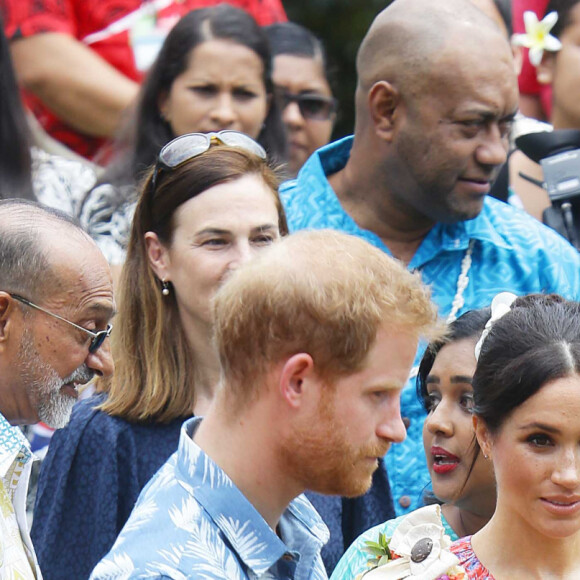 Le prince Harry, duc de Sussex et sa femme Meghan Markle, duchesse de Sussex (enceinte) visitent le campus de l'Université du Pacifique Sud ("University of the South Pacific") à Suva lors de leur voyage officiel aux îles Fidji, le 24 octobre 2018. 