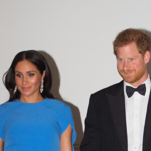 Le prince Harry, duc de Sussex, et Meghan Markle, duchesse de Sussex (enceinte) arrivent au dîner d'Etat donné en leur honneur à Suva, Îles Fidji le 23 octobre 2018. 