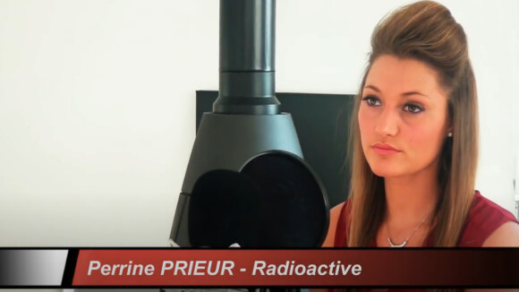 Perrine, prétendante de Sébastien dans "L'amour est dans le pré", est aussi chanteuse.