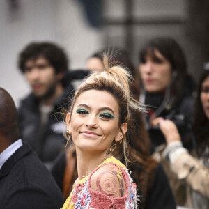 Paris Jackson - Arrivées au défilé Stella McCartney, Collection Femme Prêt-à-porter Printemps/Eté 2023, lors de la Fashion Week de Paris. Le 3 octobre 2022. © Jean-Baptiste Autissier/Panoramic/Bestimage