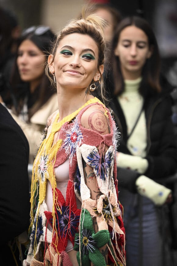 Paris Jackson - Arrivées au défilé Stella McCartney, Collection Femme Prêt-à-porter Printemps/Eté 2023, lors de la Fashion Week de Paris. Le 3 octobre 2022. © Jean-Baptiste Autissier/Panoramic/Bestimage