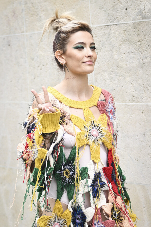 Paris Jackson - Arrivées au défilé Stella McCartney, Collection Femme Prêt-à-porter Printemps/Eté 2023, lors de la Fashion Week de Paris. Le 3 octobre 2022. © Jean-Baptiste Autissier/Panoramic/Bestimage