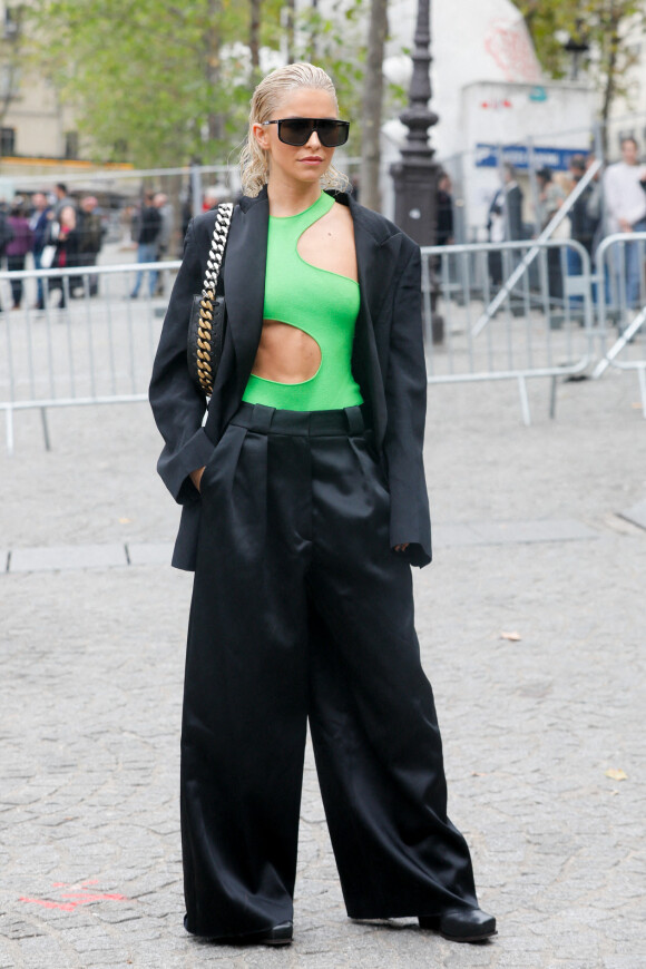 Caroline Daur - Arrivées au défilé prêt-à-porter printemps-été 2023 "Stella McCartney" lors de la fashion week de Paris le 3 octobre 2022. © Clovis / Veeren / Bestimage