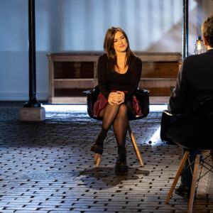 Exclusif - Elsa Esnoult - Enregistrement de l'émission "Animaux Stars", présentée par B.Montiel et diffusée le 8 octobre à 17h30 sur Animaux TV © Jérémy Melloul / Bestimage 