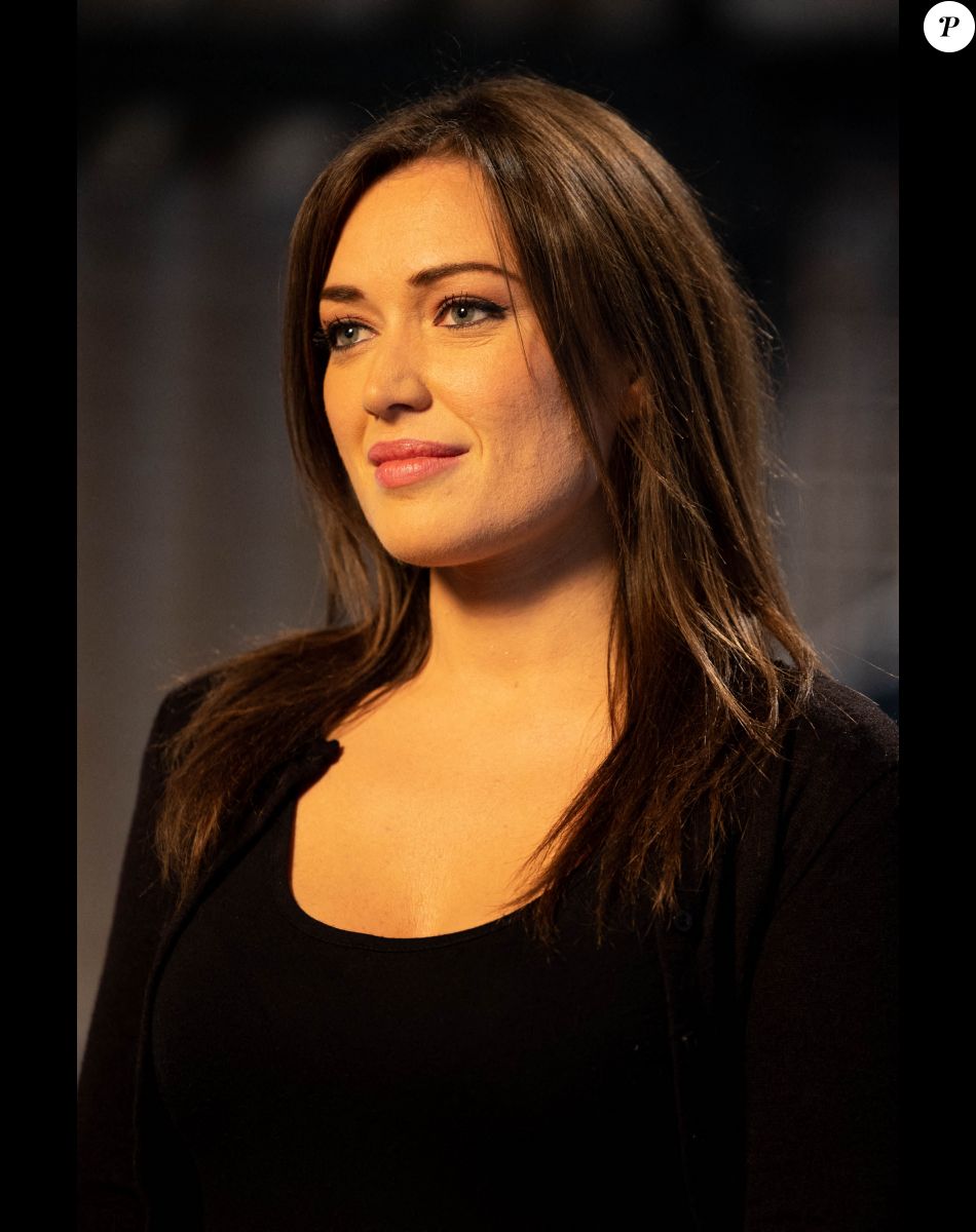 Exclusif - Elsa Esnoult - Enregistrement de l'émission "Animaux Stars", présentée par B.Montiel et diffusée le 8 octobre à 17h30 sur Animaux TV © Jérémy Melloul / Bestimage