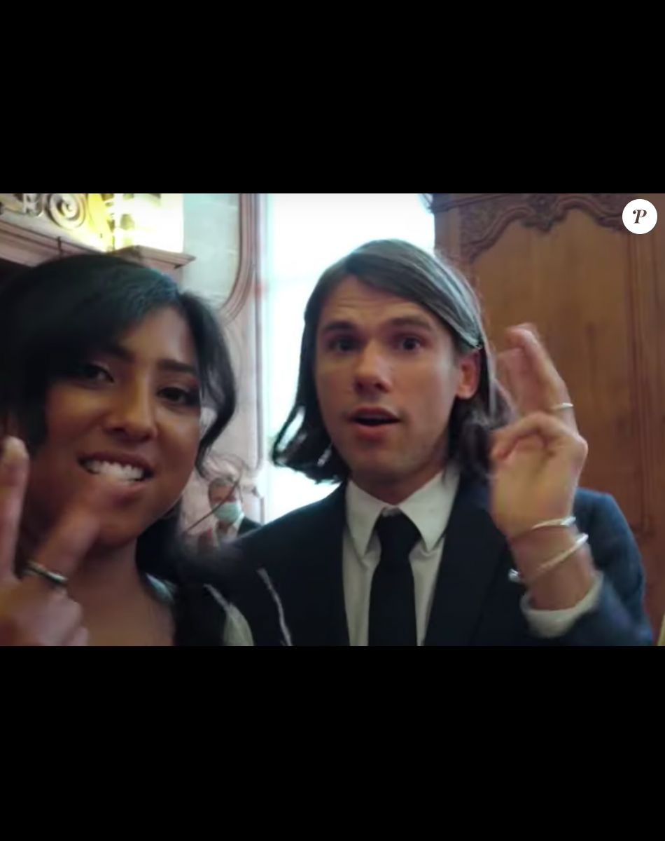 Orelsan et sa femme Ahélya pendant leur mariage