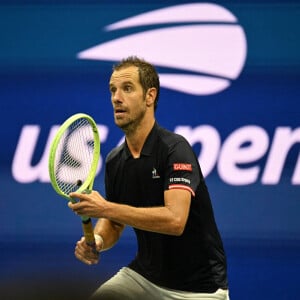 R.Nadal bat Richard Gasquet (6-0, 6-1, 7-5) au troisième tour de l'US Open au USTA Billie Jean King National Tennis Center à New York City, New York, Etats-Unis, le 3 septembre 2022.