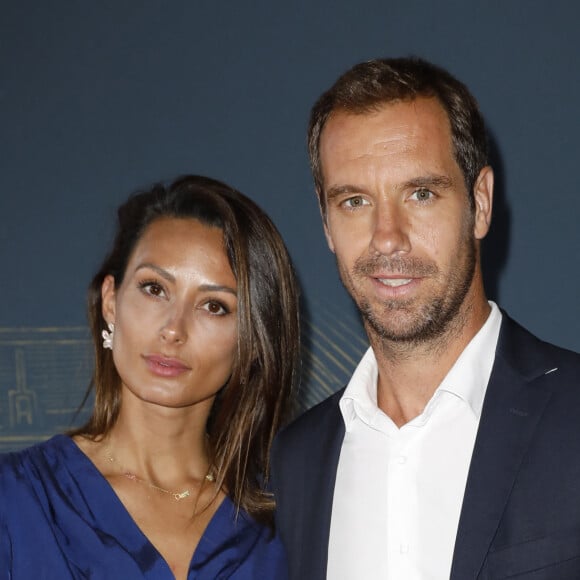 Richard Gasquet et Clémentine - Soirée de gala "Coeur Central" au profit de Terre d'Impact fonds de dotation de la FFT et de l'association Fête le Mur sur le Court Central Philippe Chatrier à Roland Garros, Paris le 5 juillet 2022. © Marc Ausset-Lacroix/Bestimage