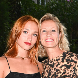 Chloé Jouannet et sa mère Alexandra Lamy - 1er Cocktail des nommés du Festival de la fiction de La Rochelle dans l'hôtel particulier de la SACD à Paris le 1er septembre 2022. © Coadic Guirec/Bestimage