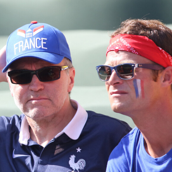 Laurent Ruquier et son compagnon Benoît - Laurent Ruquier assiste au match de la France contre l'Allemagne à Rio de Janeiro au Brésil le 4 juillet 2014. L'équipe de France quitte la compétition sur une défaite contre l'Allemange 1 à 0.