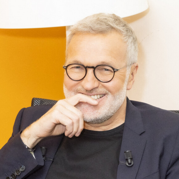 Laurent Ruquier en backstage de la dernière émission de L.Ruquier pour "On Est En Direct (OEED)", présentée par L.Ruquier et L.Salamé, et diffusée en direct sur France 2, à Paris, France, le 4 juin 2022. © Jack Tribeca/Bestimage.