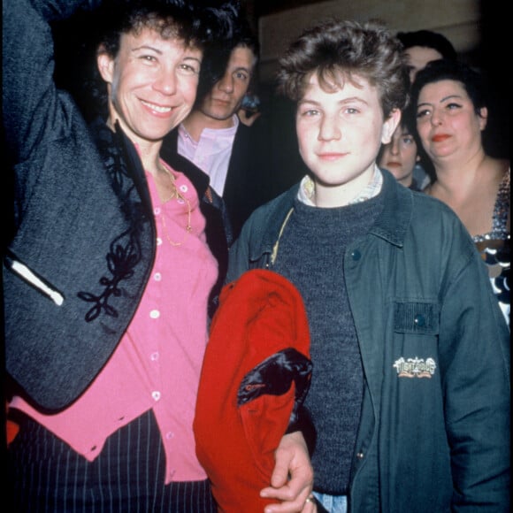 Archives : Véronique Colucci et Marius en soirée à Paris.