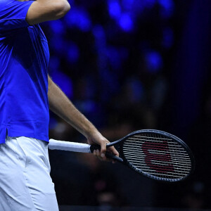 Roger Federer (Sui), Rafael Nadal (Esp), - Tennis : Roger Federer, tire sa révérence en larmes, lors de Laver Cup à l'O2 Arena de Londres le 23 septembre 2022. La paire Federer/Nadal (Europe) s'est inclinée face à Sock/Tiafoe (Reste du monde) 4-6, 7-6 (7/2), 11-9. © Antoine Couvercelle / Panoramic / Bestimage 