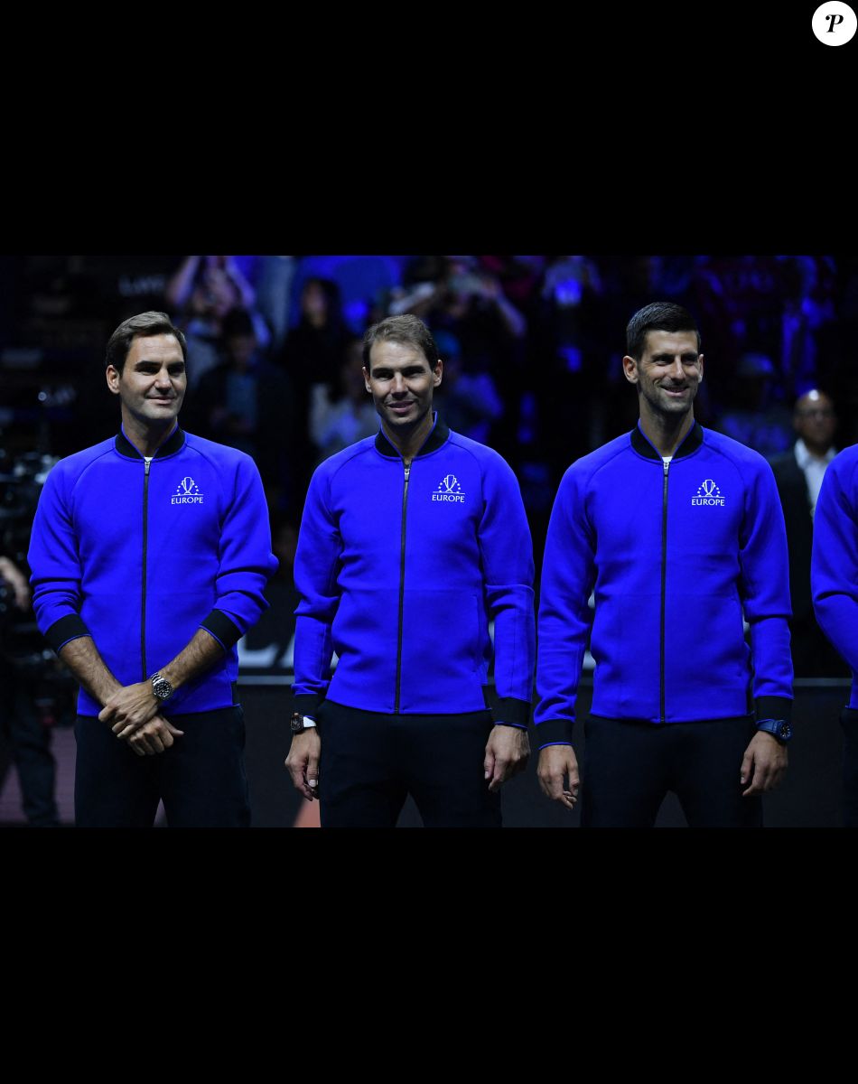 Roger Federer dispute son dernier match de tennis en double avec Rafael Nadal et Novak Djokovic de l'équipe Europe lors de la Laver Cup à O2 Arena à Londres, Royaume Uni, le 23 septembre 2022. © Antoine Couvercelle/Panoramic/Bestimage
