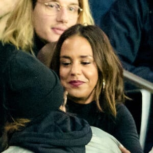 Paul Mirabel, Melha Bedia et Alice Belaïdi - People au match de Ligue 1 Uber Eats "PSG -OM" au Parc des Princes à Paris le 16 octobre 2022. © Cyril Moreau/Bestimage