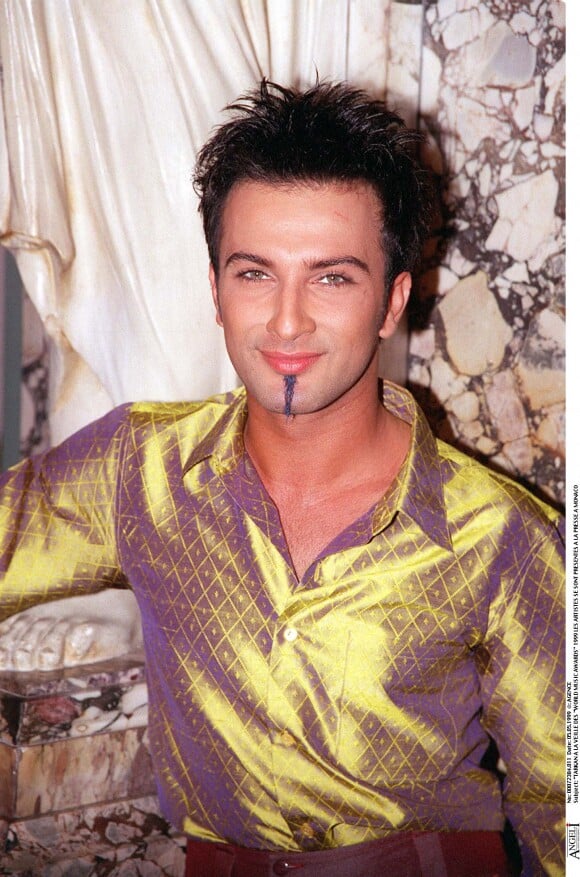 Tarkan - Veille des "World Music Awards" à Monaco en 1999. Les artistes se sont présentés à la presse