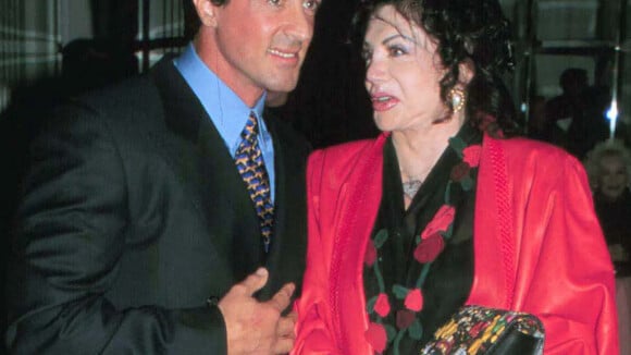 Sylvester Stallone : Sa mère Jackie savait lire dans les fesses, explications...