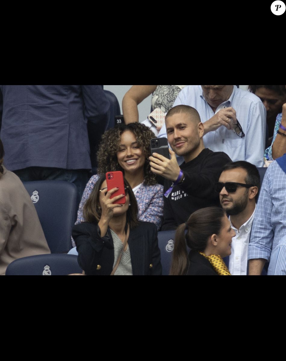 Karim Benzema Et Jordan Ozuna Karim Benzema brille encore : Jordan Ozuna, la bombe qui ne le quitte plus,  présente pour l'admirer : le diaporama - Purepeople
