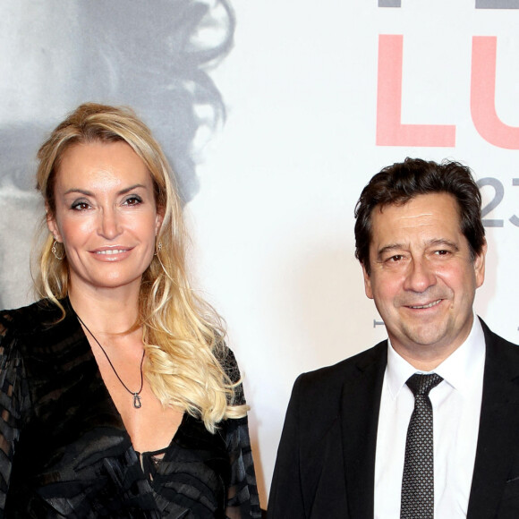 Laurent Gerra et sa femme Christelle Bardet - Cérémonie d'ouverture de la 14e édition du Festival Lumière 2022 à la Halle Tony Garnier à Lyon. Le 15 octobre 2022. © Domnique Jacovides / Bestimage