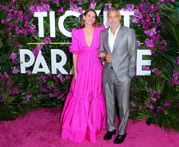 George Clooney, Julia Roberts - Première du film "Ticket To Paradise" à Los Angeles, le 17 octobre 2022.