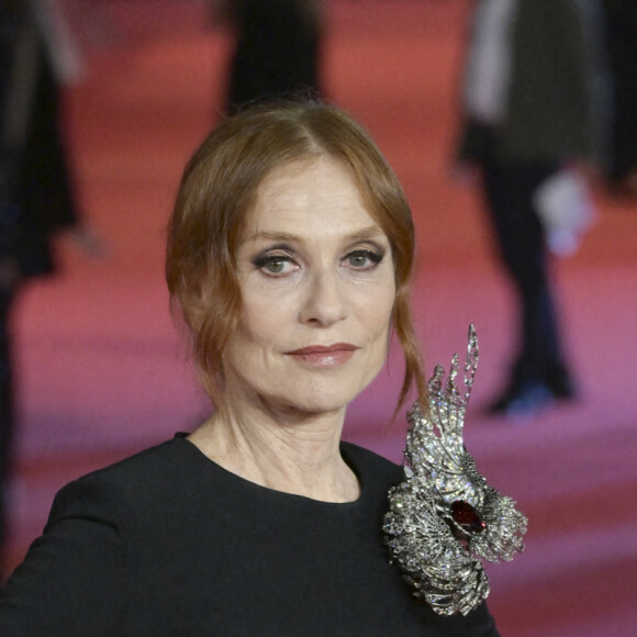 Isabelle Huppert - Première du film "L'ombra di Caravaggio" lors de la 16e édition du Festival du Film de Rome, le 18 octobre 2022. © Mario Cartelli/SOPA Images via Zuma Press/Bestimage