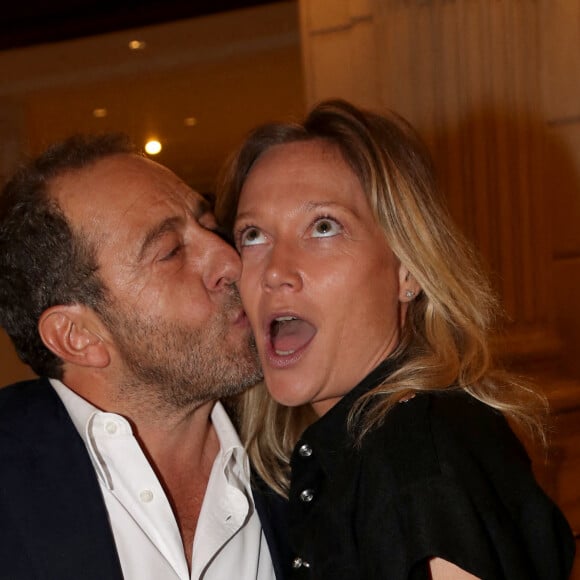 Patrick Timsit et Caroline Vigneaux - Dîner des Molières au salon Opéra Garnier de l'Hôtel Intercontinental à Paris, France, le 12 Septembre 2022. La cérémonie aura lieu le 30 Mai 2022 et sera diffusée sur France 3. © Bertrand Rindoff / Bestimage.