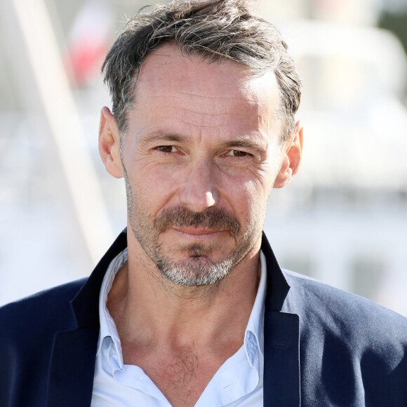 Julien Boisselier - Photocall de la série "Quadra" lors de la 19ème édition du Festival de la Fiction TV de la Rochelle, France, le 15 septembre 2017. © Patrick Bernard/Bestimage.