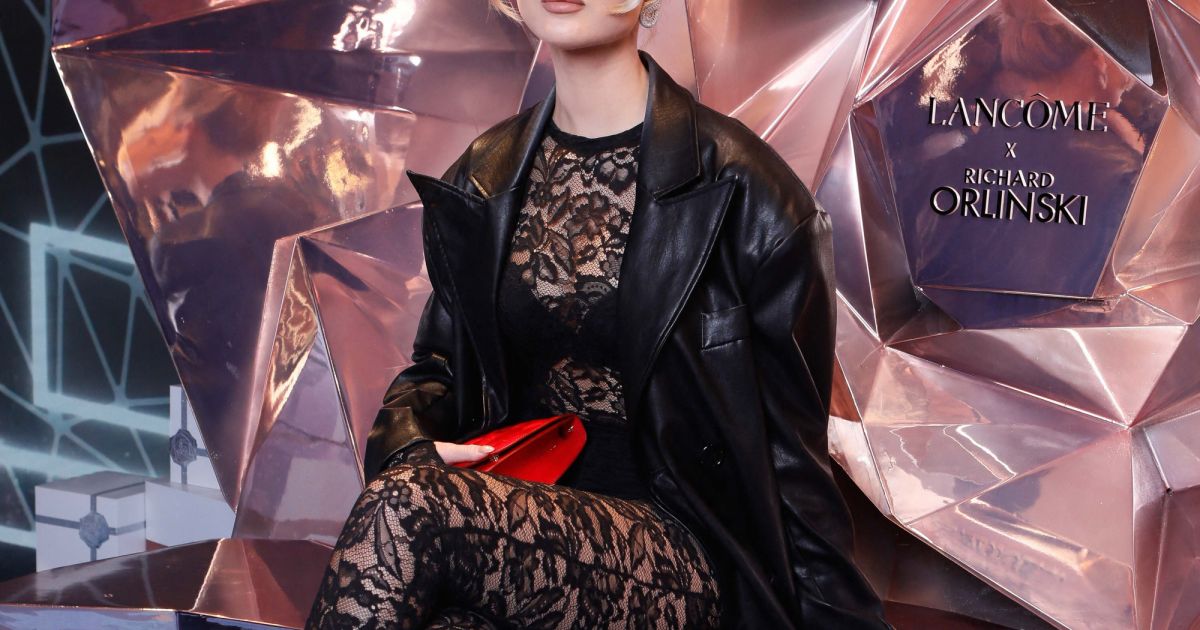 Exclusif - Romane Iannaccone au photocall de la soirée Lancôme x