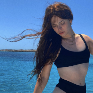 Meryl Bie, actrice transgenre de "Plus belle la vie" sur Instagram