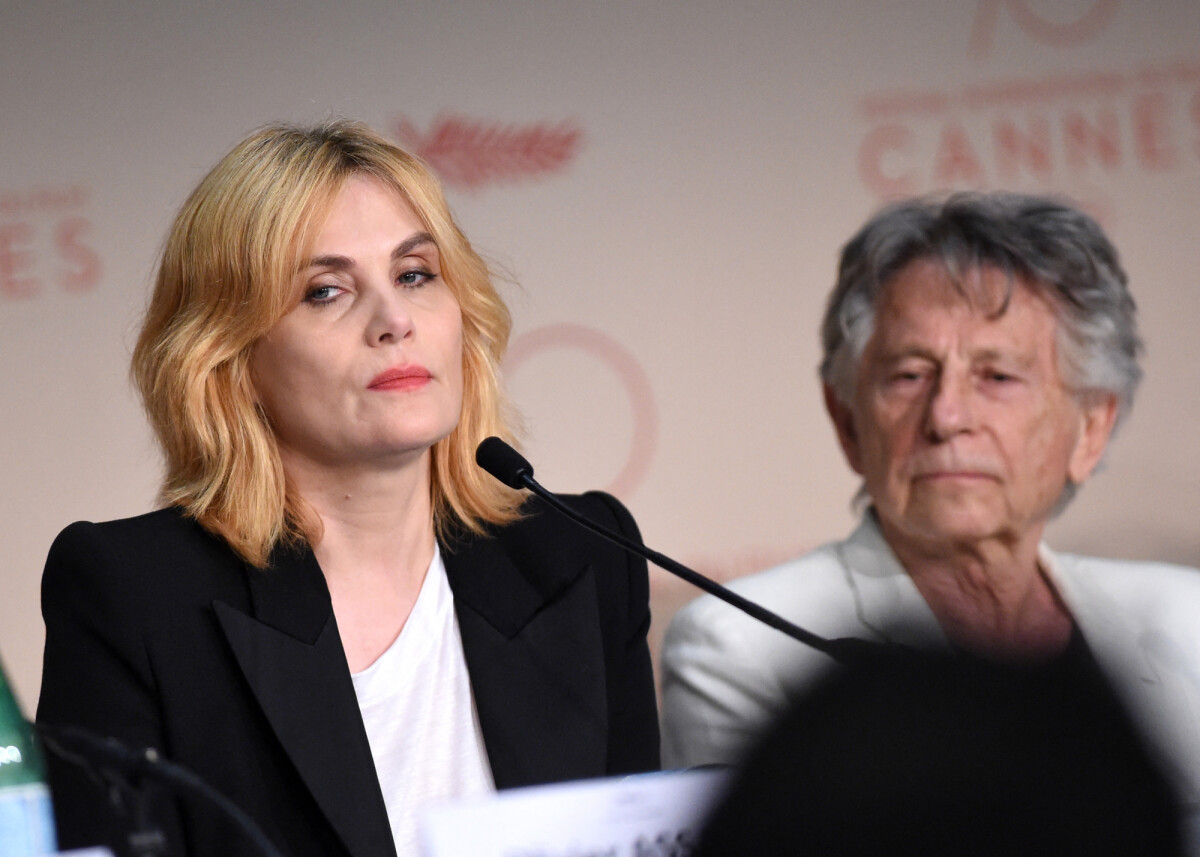 Sitemapcdatahttpsfoowindecoocommariage Emmanuelle Seigner