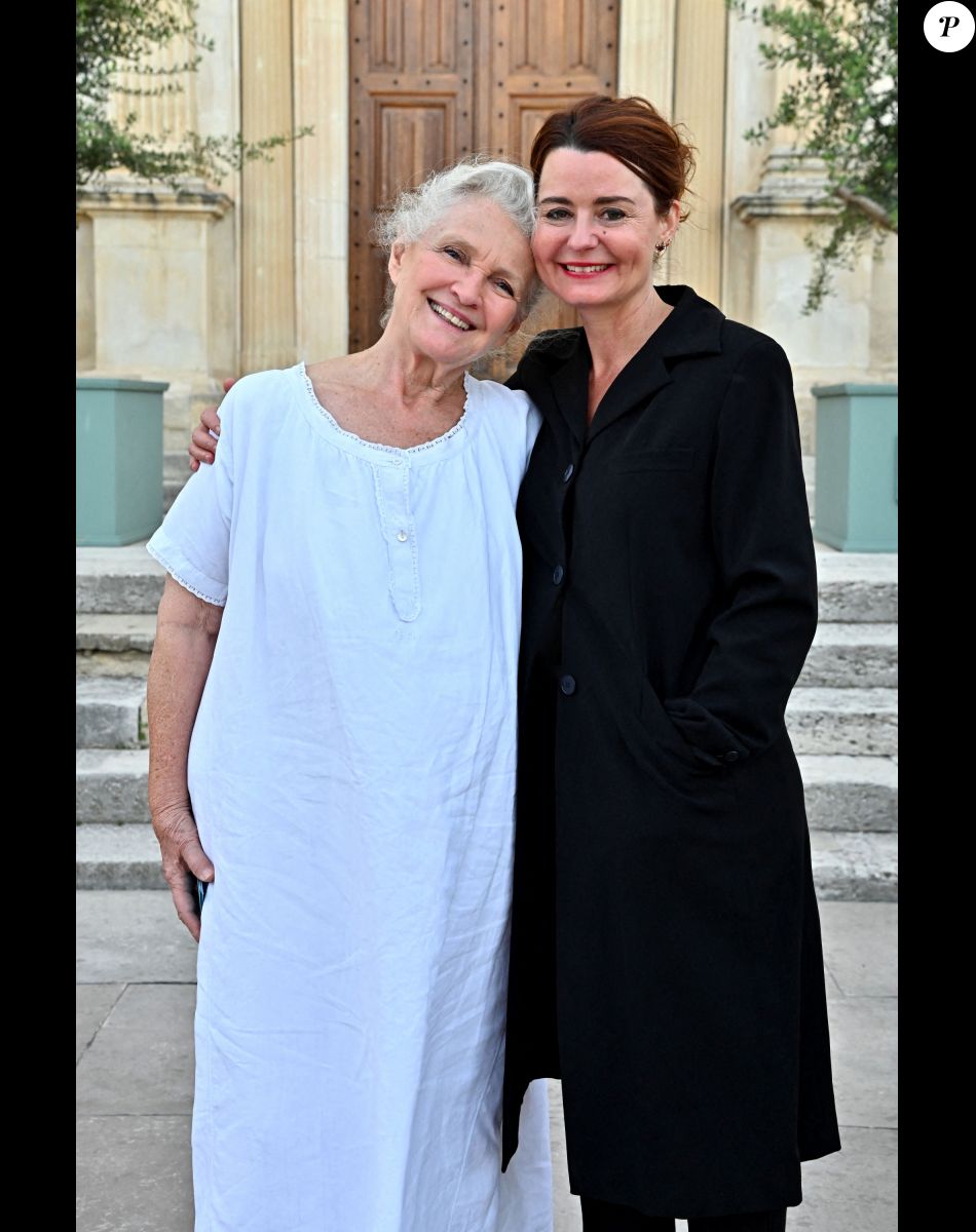Qui Est Le Mari De Christelle Reboul Christelle Reboul en couple avec un célèbre acteur, une relation presque  secrète : le diaporama - Purepeople