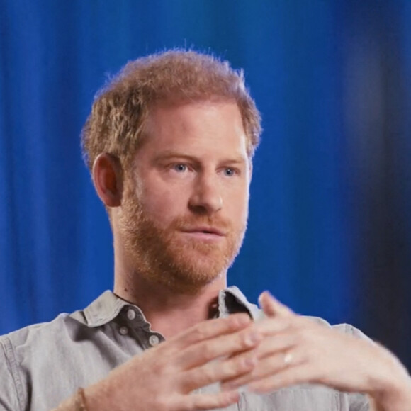 Le prince Harry réalise une série d'interviews sur le thème de la santé mentale avec Chloe Kim, Adam M.Grant et Blu Mendoza dans le cadre d'un film promotionnel pour sa start-up caritative "Better Up". © JLPPA/Bestimage 