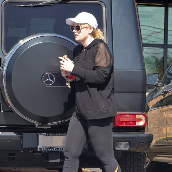 Exclusif - Rebel Wilson fait ses courses à Los Feliz le 23 octobre 2022. 