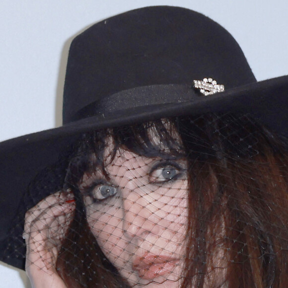 Isabelle Adjani au photocall de la soirée de présentation du téléfilm "Diane de Poitiers" lors de la 24ème édition du Festival de la Fiction TV de La Rochelle, France, le 16 septembre 2022. © Christophe Aubert/Bestimage 