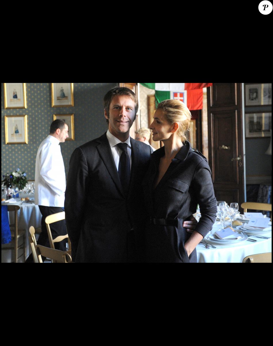 Le prince Emmanuel Philibert de Savoie et la princesse Clotilde de Savoie assistent au 1337me anniversaire de la garde nationale d'honneur à Rome le 16 janvier 2011