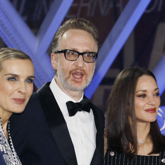 Melita Toscan du Plantier, Marion Cotillard, James Gray et Faical Laraichi - 19e Festival International du Film de Marrakech, le 12 novembre 2022. © Denis Guignebourg / Bestimage