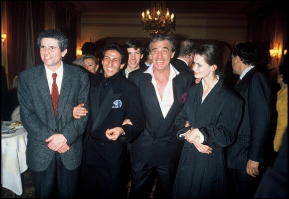 Claude Lelouch avec Richard Anconina, Jean-Paul Belmondo et Marie-Sophie L lors de l'avant-première du film Itinéraire d'un enfant gâté